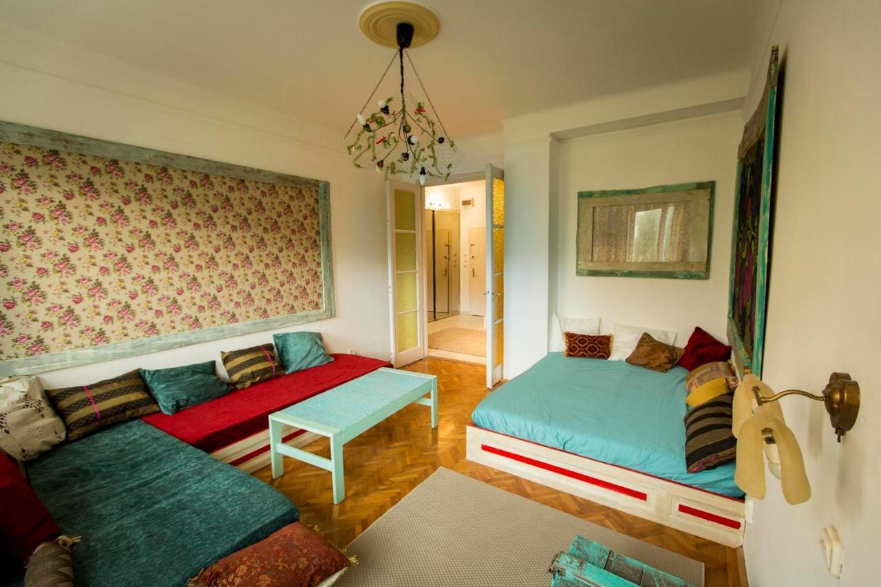 Apartment Cosy Art Flat In Downtown
